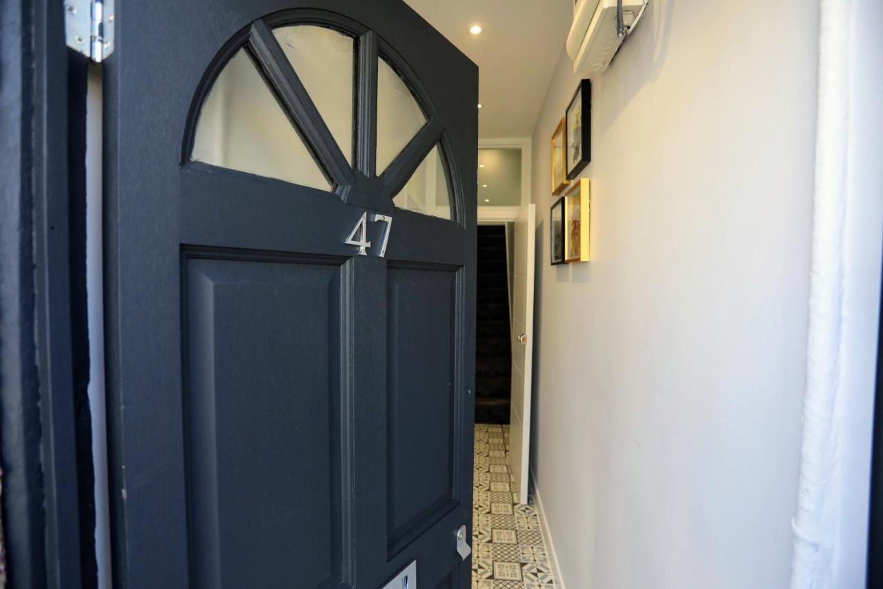 Aisiki Apartments At Stanhope Road, North Finchley, Airconditioned Multiple 2 Or 3-Bedroom, Pet-Friendly Duplex Flats, King Or Twin Beds, Airconditioned & Free Wi-Fi Exterior photo