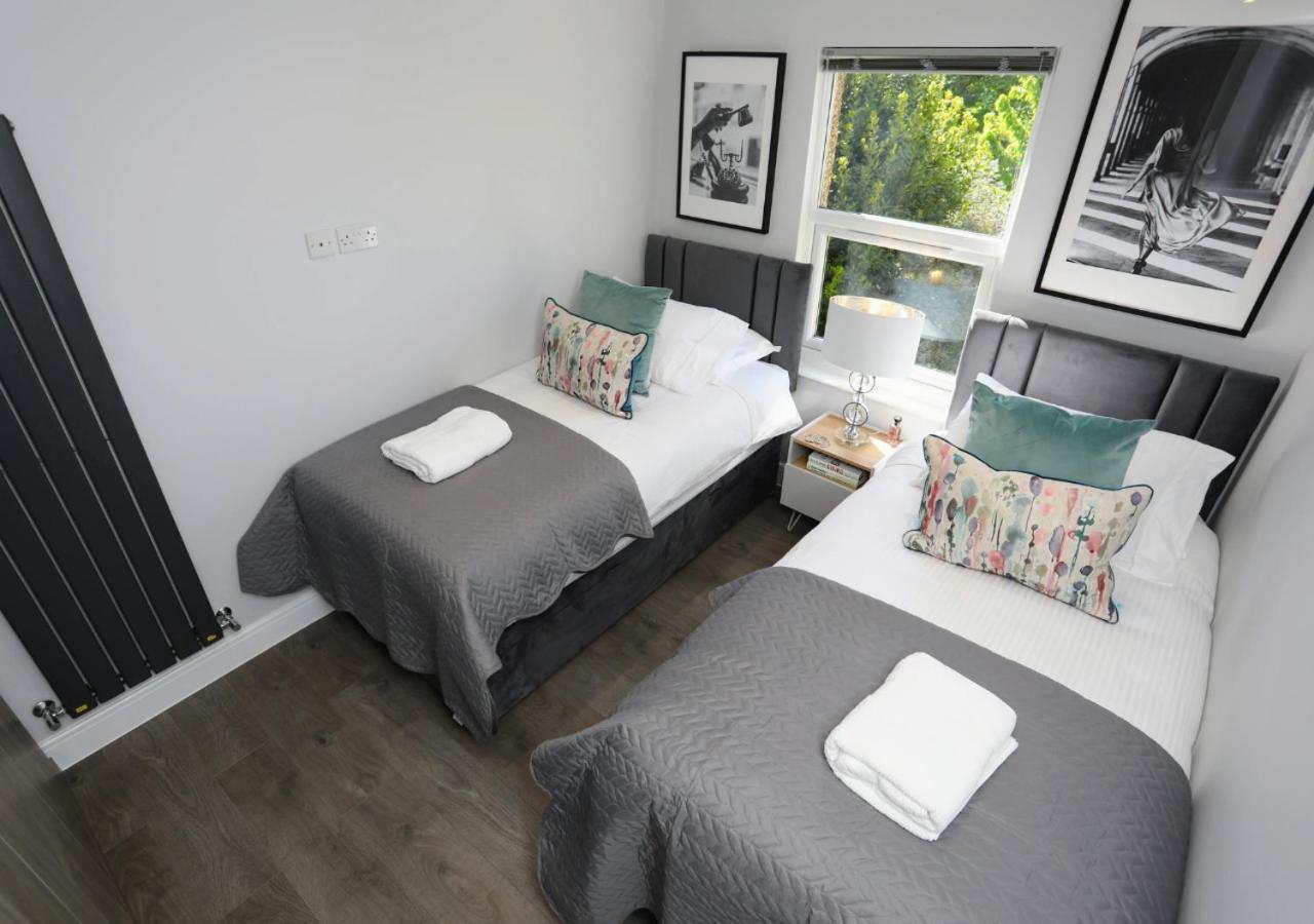 Aisiki Apartments At Stanhope Road, North Finchley, Airconditioned Multiple 2 Or 3-Bedroom, Pet-Friendly Duplex Flats, King Or Twin Beds, Airconditioned & Free Wi-Fi Exterior photo