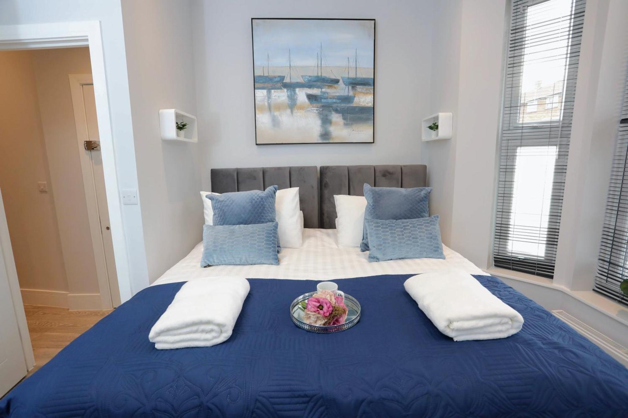 Aisiki Apartments At Stanhope Road, North Finchley, Airconditioned Multiple 2 Or 3-Bedroom, Pet-Friendly Duplex Flats, King Or Twin Beds, Airconditioned & Free Wi-Fi Exterior photo